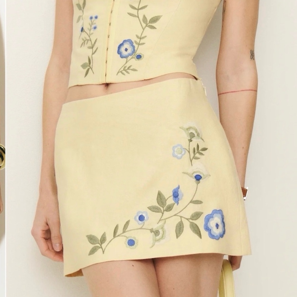 NWT Reformation Floral Embroidered Yellow Mini Skirt